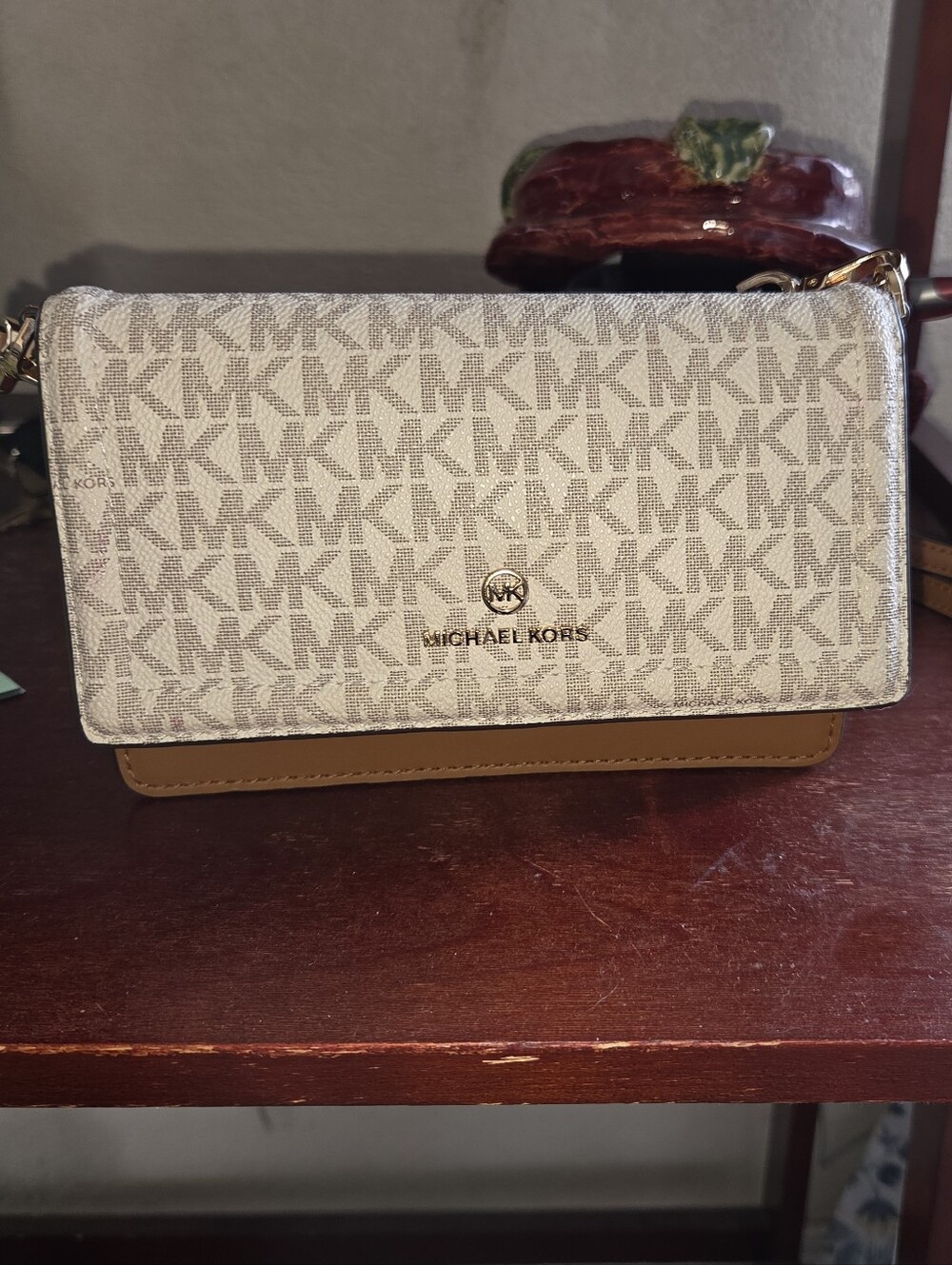 Michael Kors Jet Set Charm Small Phone Crossbody Bag